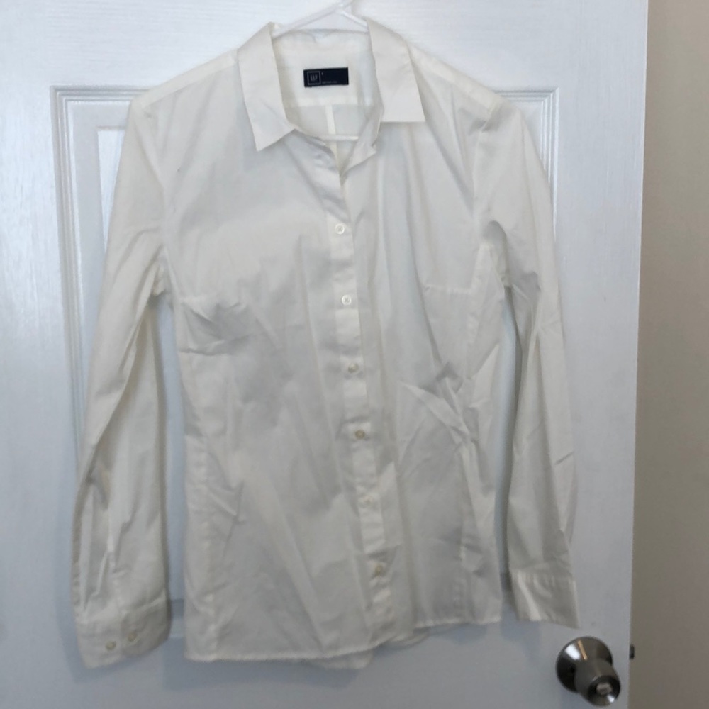Gap button down dress shirt